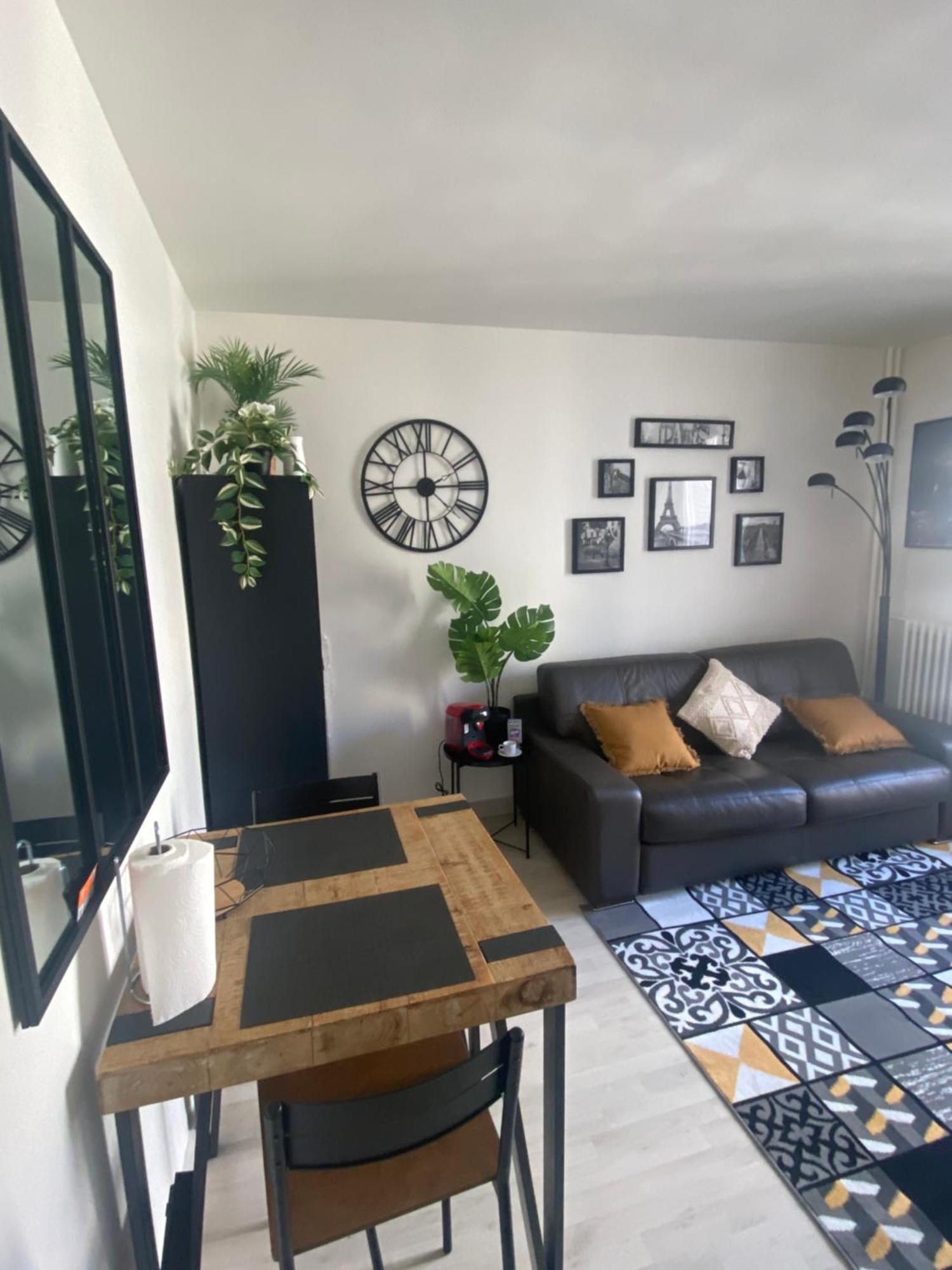 Emplacement Exceptionnel Et Rare Paris Suresnes Longchamp Εξωτερικό φωτογραφία